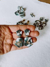 Load image into Gallery viewer, Dark Green Marble Diamond
