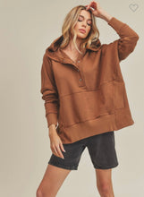 Load image into Gallery viewer, Vivi Pullover - Camel
